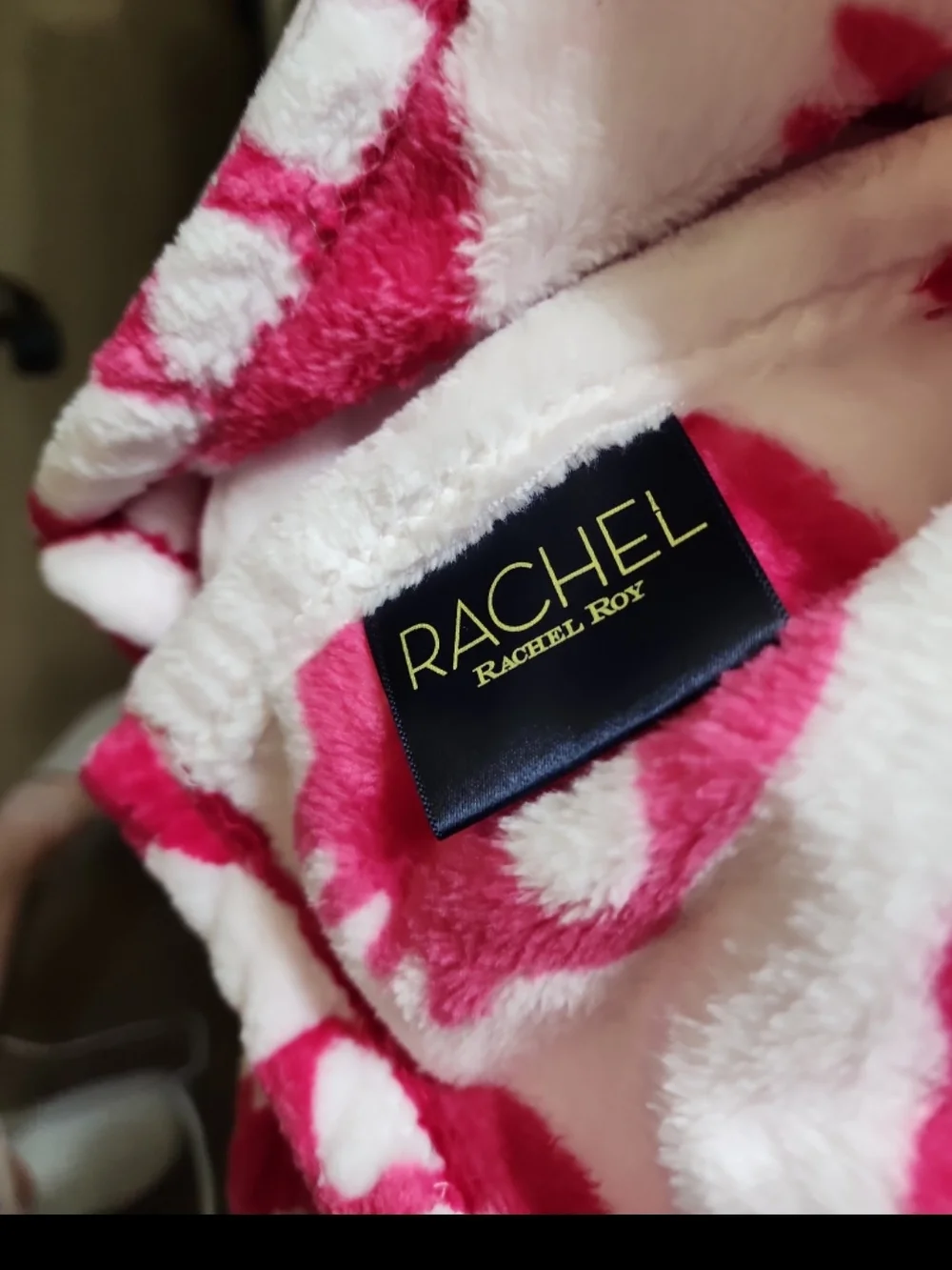 RACHEL Rachel Roy White Plush Pajama Throw with Hot Pink Skull Print